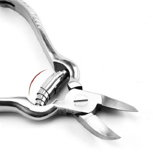 Expertly trim your big toenails with our precision Big Toe Nail Clippers. Designed for comfort and control.