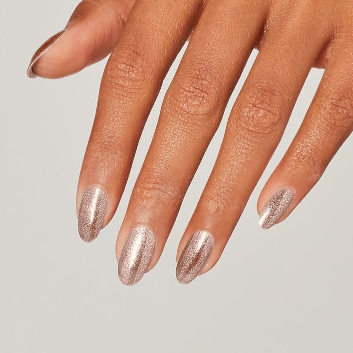 Discover the most attractive nail polish